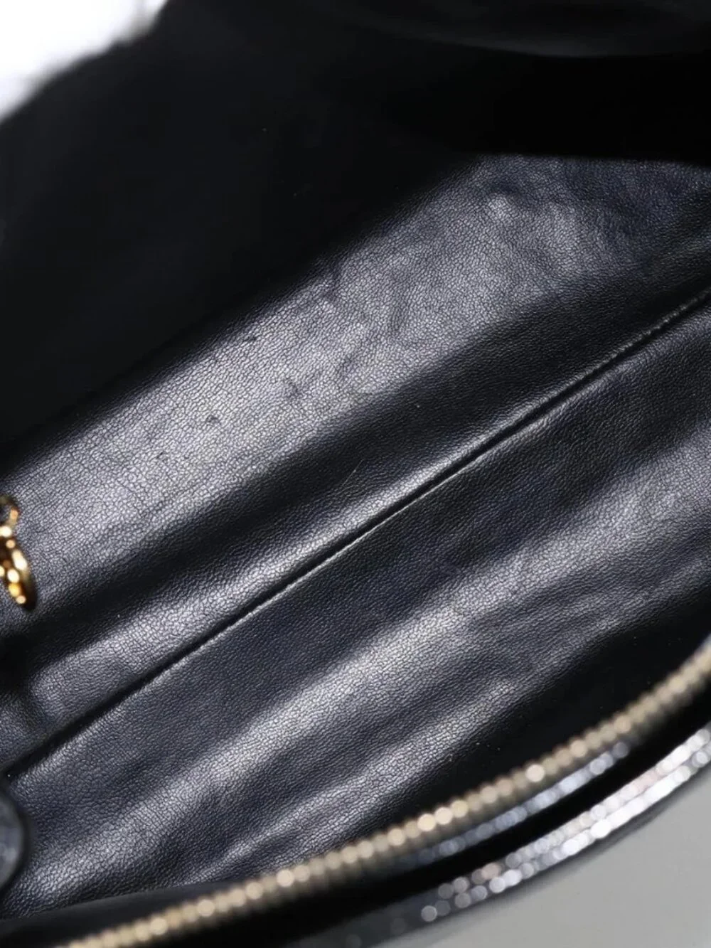 CHANEL brand	chanel color	black
